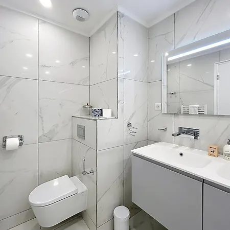 Lägenhet La Palmeraie With Terrace Golfe Juan *